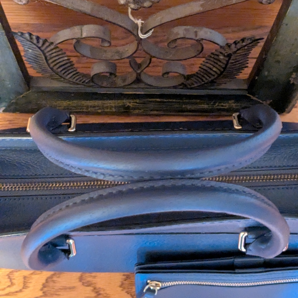 Kate Spade Navy Blue Leather Grove Street Caley Satchel & Matching Wallet - Picture 6 of 13